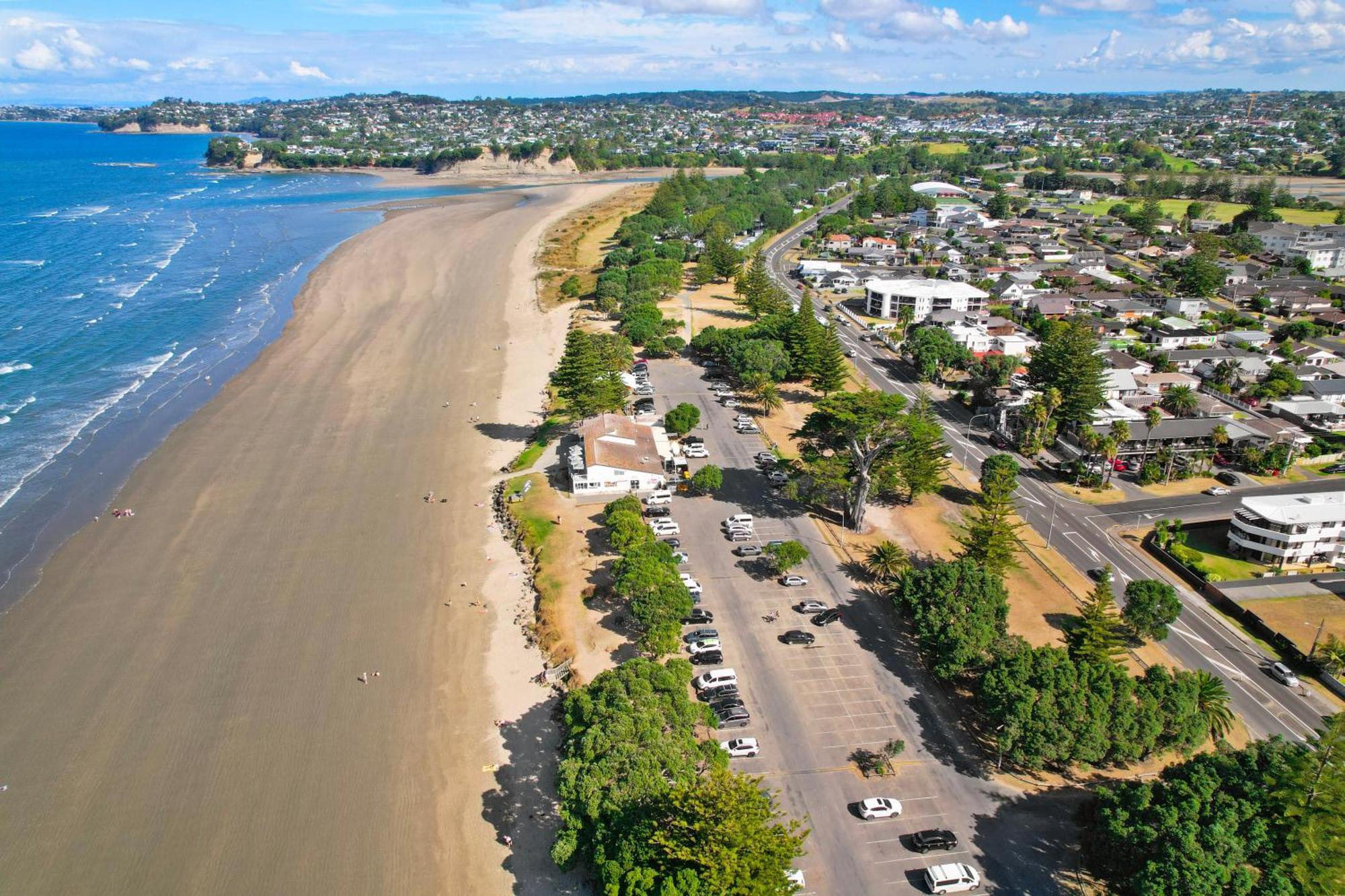 Orewa Beachcomber Exterior photo